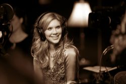 Alison Krauss: A Hundred Miles or More - Live From the Tracking Room