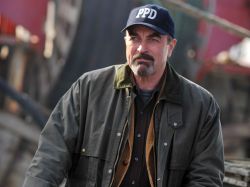 Chris Reardon/CBS
