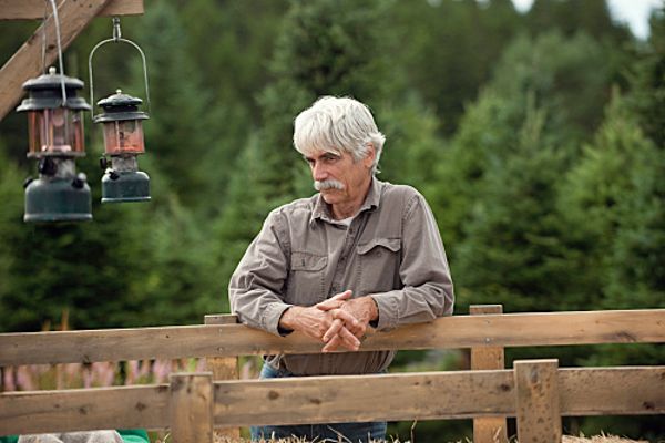 November Christmas (2010)  Robert Harmon  Synopsis, Characteristics
