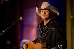 Russ Harrington/CMT