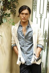 Michael Desmond/The CW