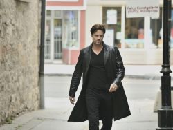 Ben Mark Holzberg/The CW