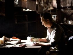 Bob Mahoney/The CW