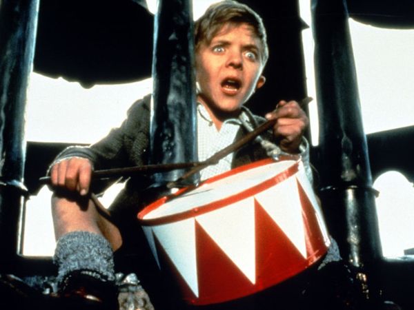 the tin drum and schloendorff and essays The tin drum (1979) on imdb: plot summary, synopsis, and more. the tin drum and schloendorff and essays The tin drum (1979) on imdb: plot summary, synopsis, and more.