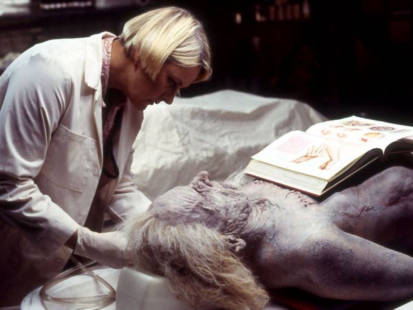 Mortuary (2005)