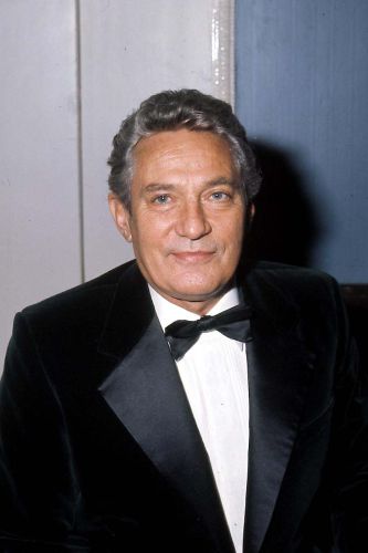 peter finch biography movie highlights photos peter finch biography movie highlights photos