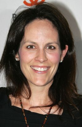 Annabeth Gish