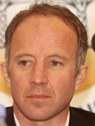 Arliss Howard