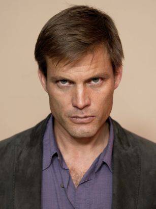 Casper Van Dien