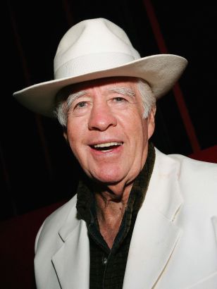 Clu Gulager