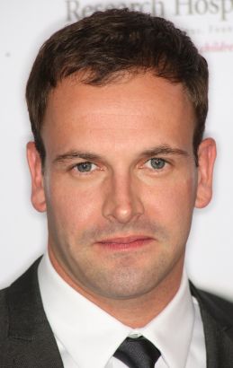 Jonny Lee Miller