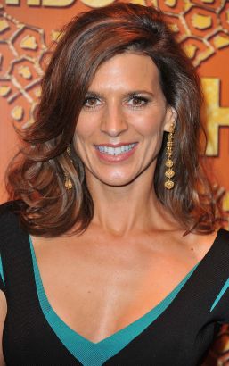 Perrey Reeves