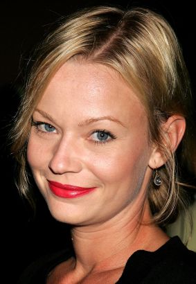 Samantha Mathis