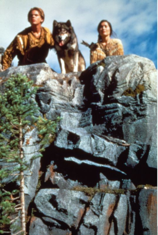 White Fang 2: Myth of the White Wolf
