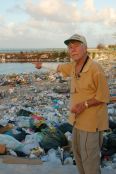 Return to Tarawa: The Leon Cooper Story