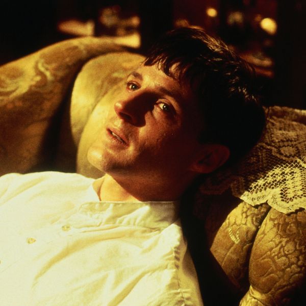 Lily Dale (1996) Peter Masterson Synopsis, Characteristics, Moods