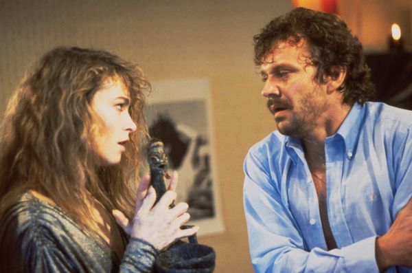 The Kiss (1988) Pen Densham Synopsis, Characteristics, Moods