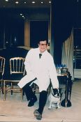 Yves Saint Laurent: 5, Avenue Marceau, 75116 Paris