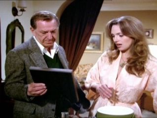 Quincy, M.E.: Ashes to Ashes