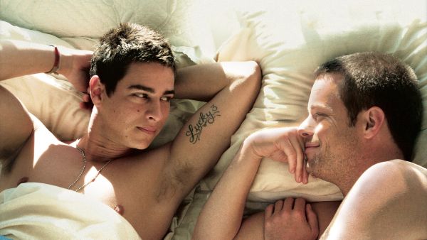 Shelter (2007) - Jonah...