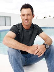 Joe Pugliese/USA Network