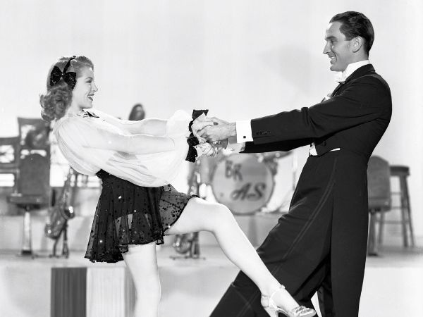 Dancing Co-Ed