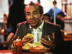 Bob Hoskins