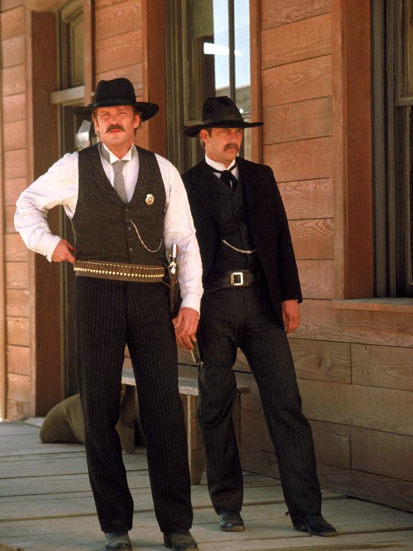Wyatt Earp (1994) Lawrence Kasdan Synopsis Characteristics Moods