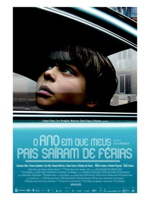 https://cps-static.rovicorp.com/2/Open/1SPS/VT/Brazil/Globo%20Filmes/_3by4/_derived_jpg_q90_410x410_m0/7632816_PA_O_Ano_em_Que_Meus_Pais_Sairam_2.jpg?partner=allrovi.com