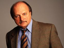 Dennis Franz | Biography, Movie Highlights and Photos | AllMovie