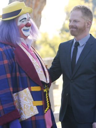 Modern Family : Send Out the Clowns