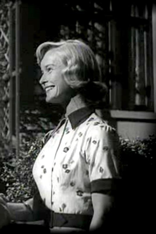 Carve Her Name with Pride (1958) Lewis Gilbert Review AllMovie Carve Her Name with Pride (1958) Lewis Gilbert Review AllMovie