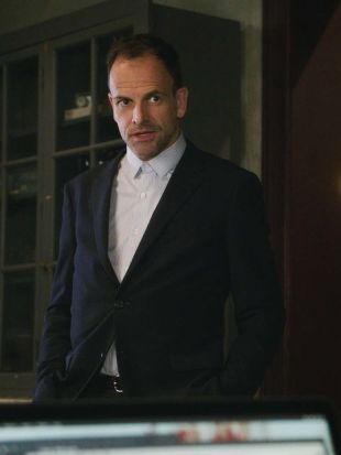 Elementary : The Price of Admission