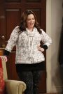 Mike & Molly : One Small Step for Mike