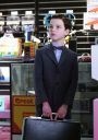 Young Sheldon : A Mother, a Child, and a Blue Man's Backside