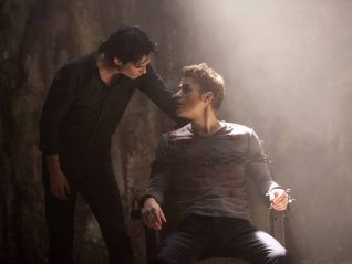 The Vampire Diaries: Ordinary People (2011) The Vampire Diaries: Ordinary People (2011)