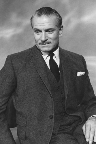 Laurence Olivier | Biography, Movie Highlights and Photos ...