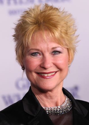 Dee Wallace Stone