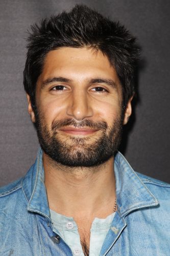 Kayvan Novak | Biography, Movie Highlights and Photos | AllMovie