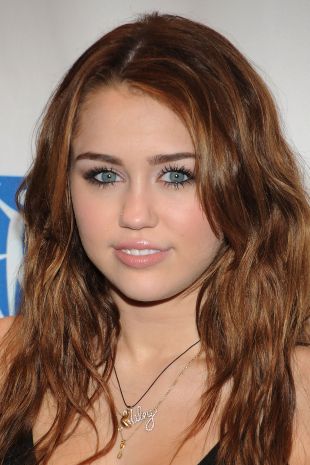 miley cyrus hair color lol