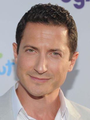 Sasha Roiz