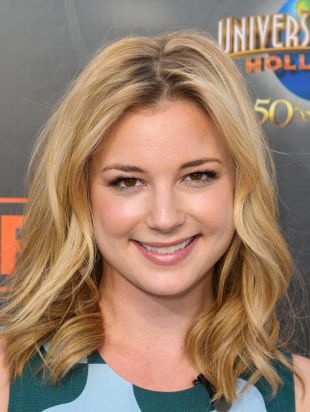 Emily VanCamp