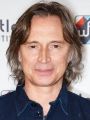 Robert Carlyle