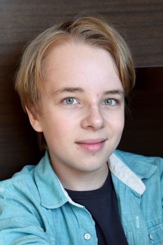 Ed Oxenbould  Biography, Movie Highlights and Photos 