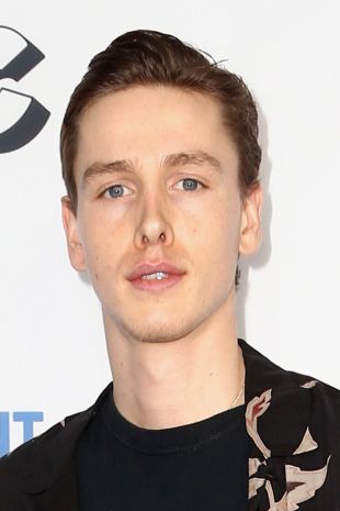 Harris Dickinson | Biography, Movie Highlights and Photos | AllMovie