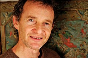 Anton Lesser