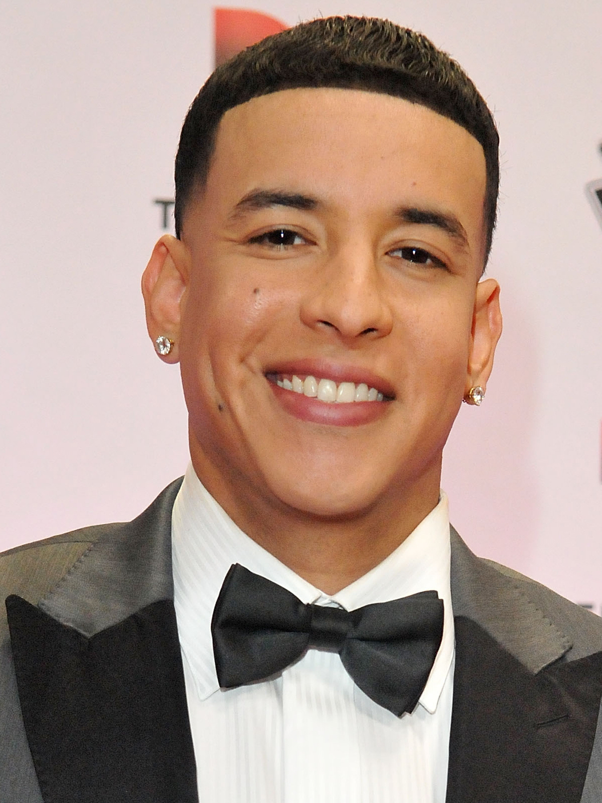 ️daddy Yankee Hairstyle Free Download
