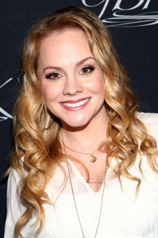 Kelly Stables