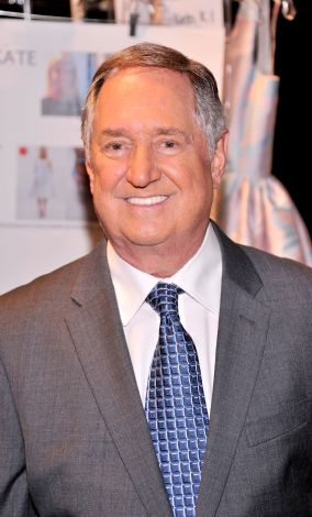 Neil Sedaka | Biography, Movie Highlights and Photos | AllMovie