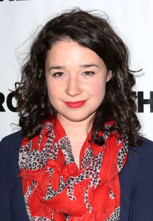 Sarah Steele